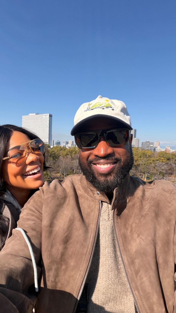 韦德与妻子同游日本:若你俩感情不是真的好 根本没法两周待一块