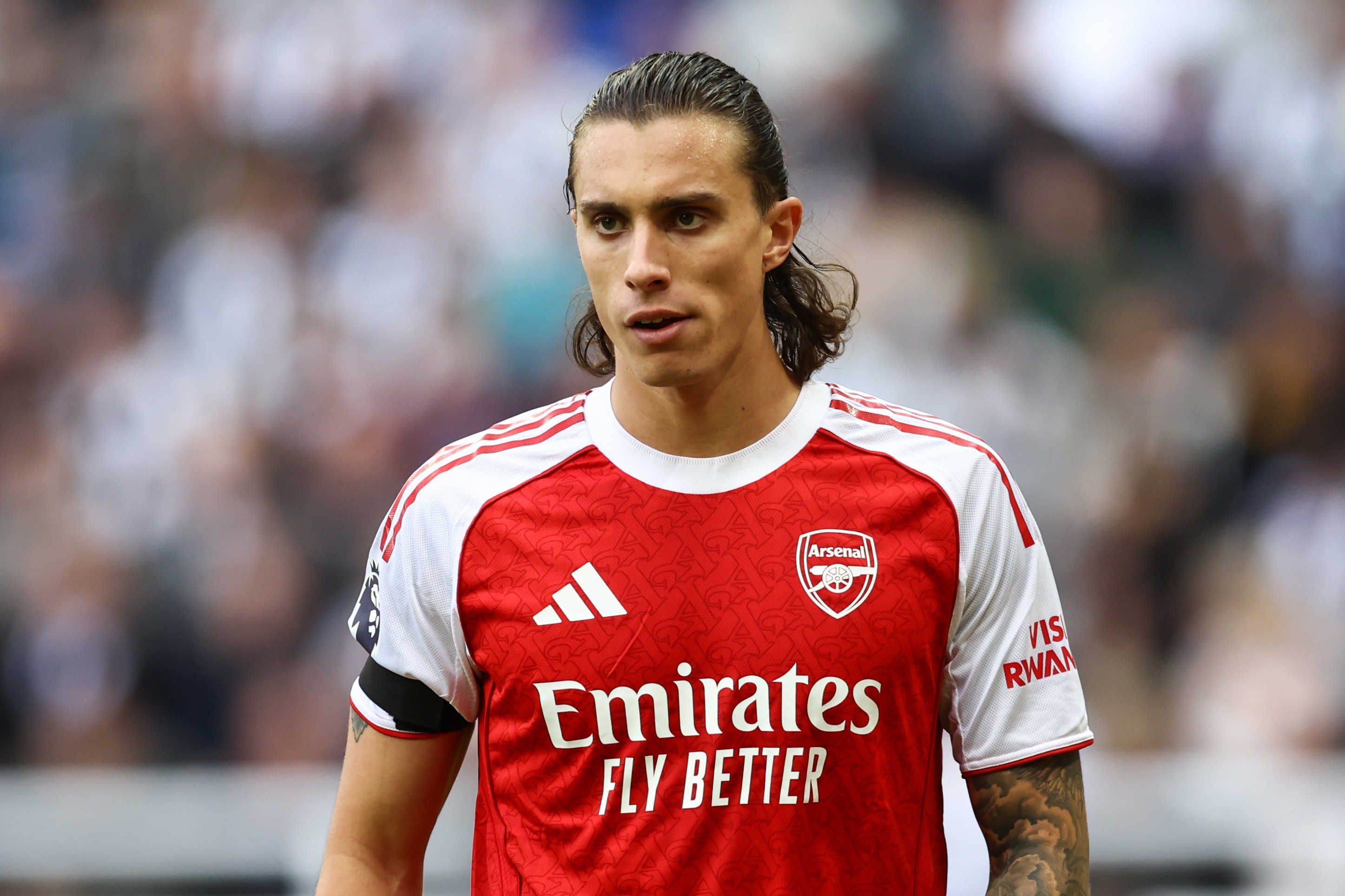 卡拉菲奥里:伦敦太拥堵所以不爱开车 枪手训练与意大利完全不同